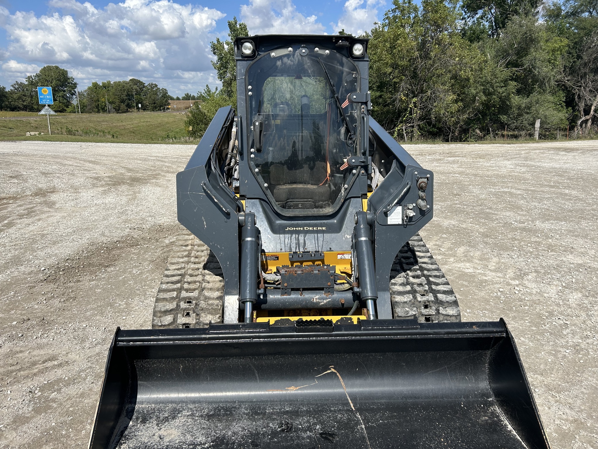  2020 John Deere 333G at Heritage Tractor in Joplin, MO