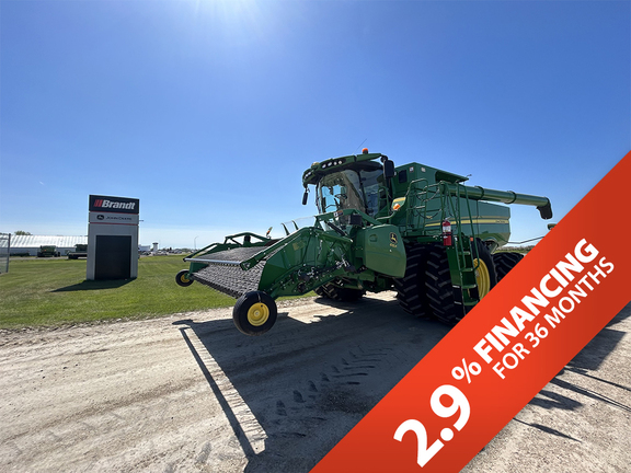 Photo of a 2018 John Deere S780