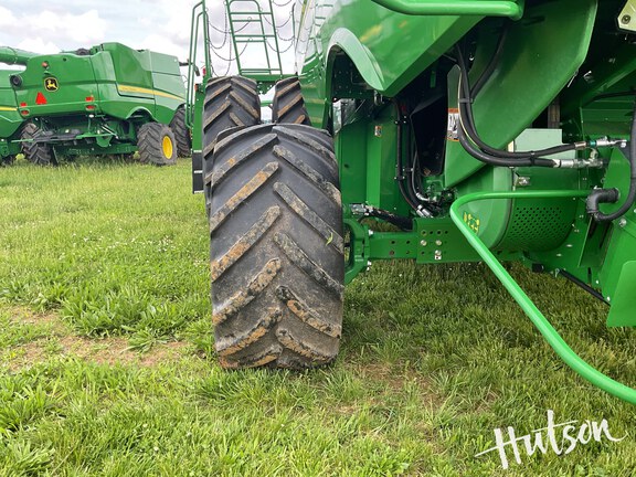 Photo of 2024 John Deere S780