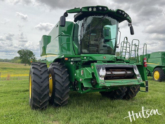 Photo of 2024 John Deere S780
