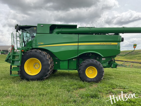 Photo of 2024 John Deere S780