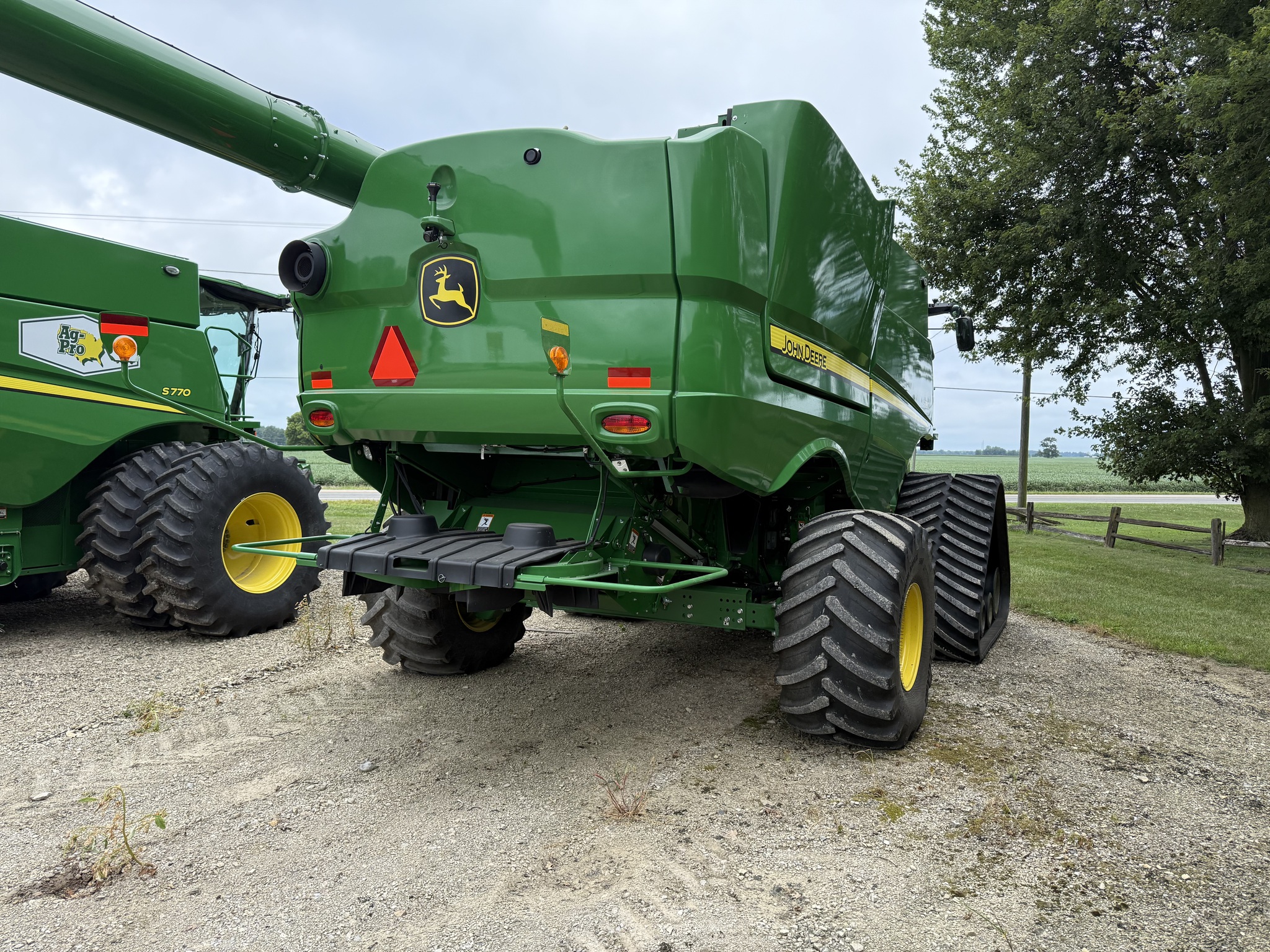 2024 John Deere S780 Image 4