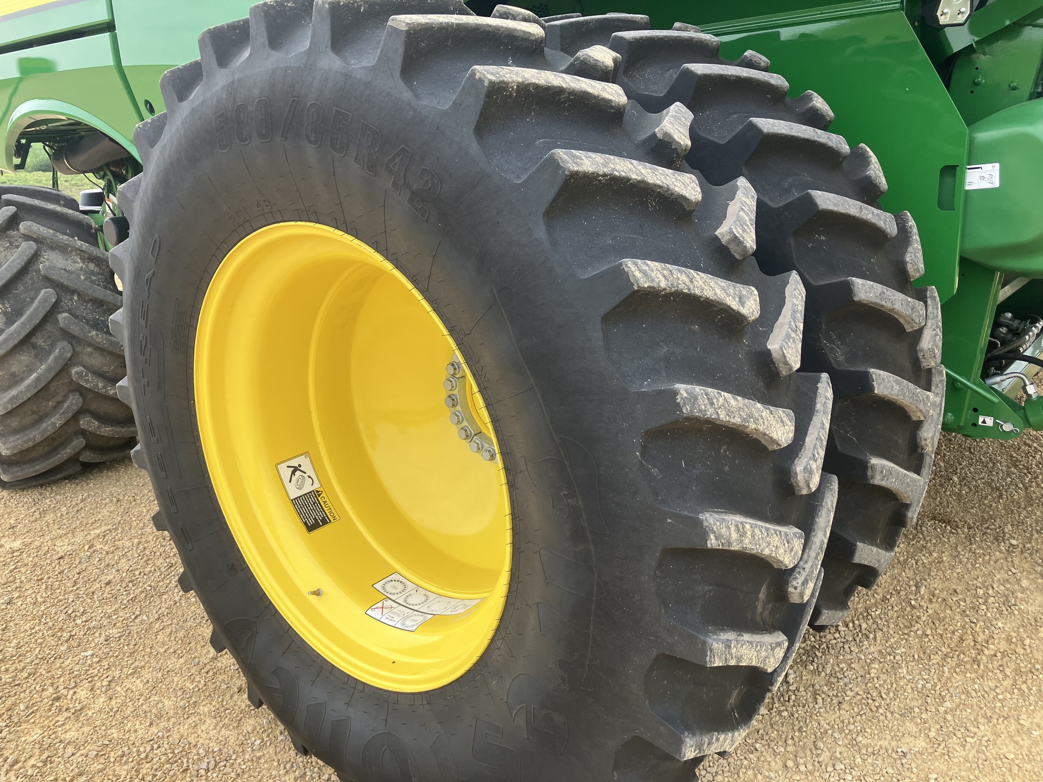 2024 John Deere S780 Image 6