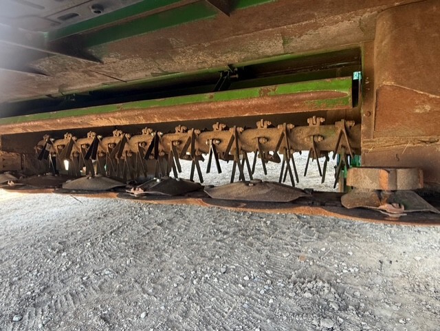 2019 John Deere W235 Image 15