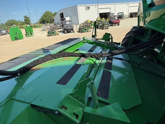 2019 John Deere W235 Image 13
