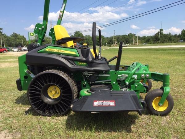 2025 John Deere Z930M Image 3