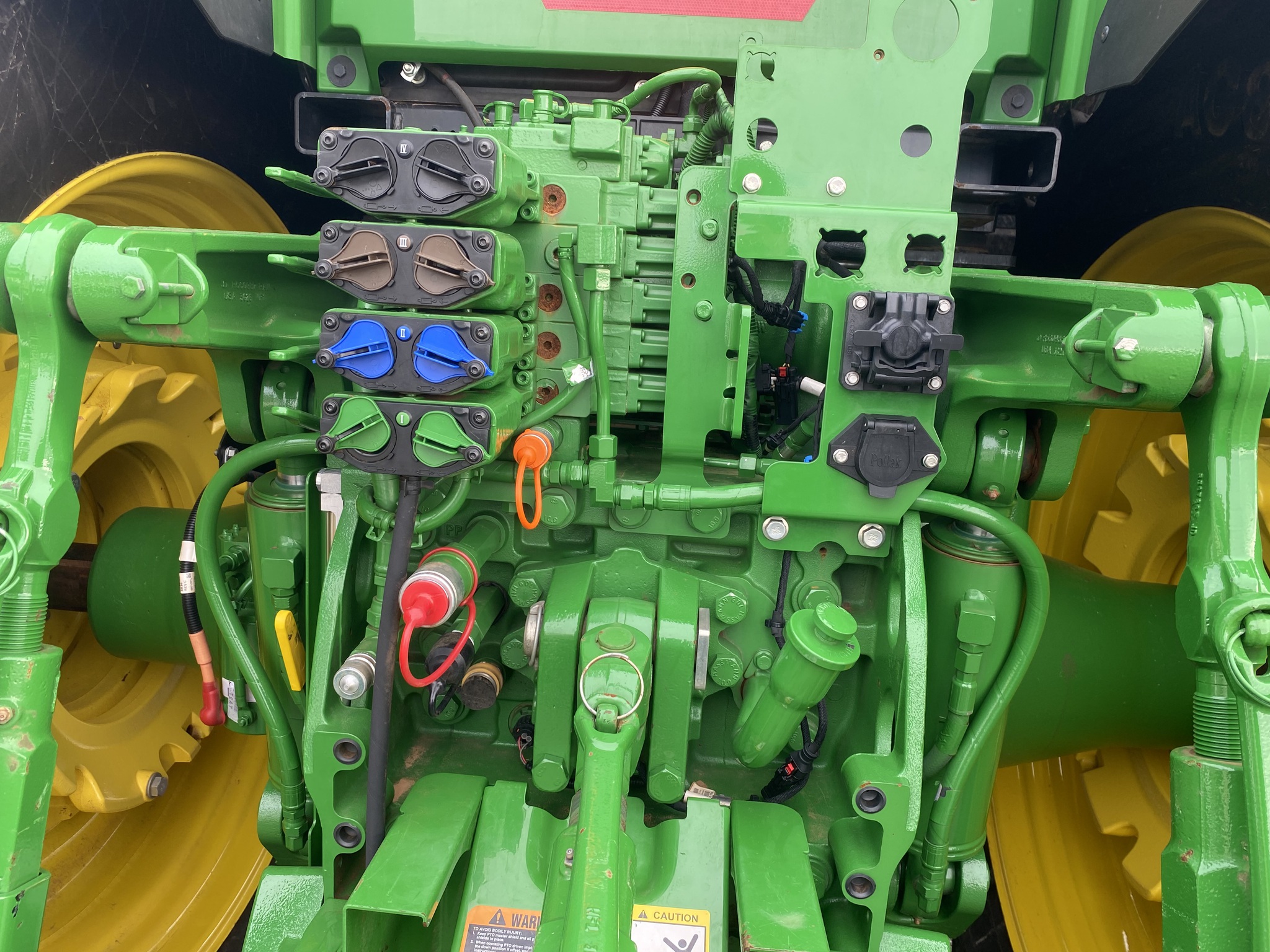 2023 John Deere 7R 210 Image 6