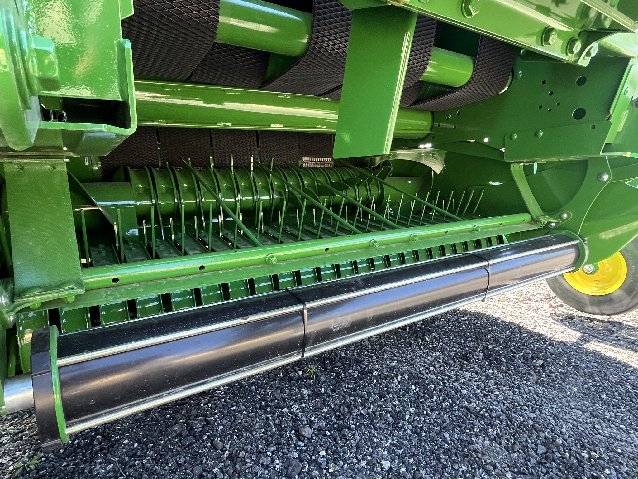 2025 John Deere 461M Round Baler Image 3