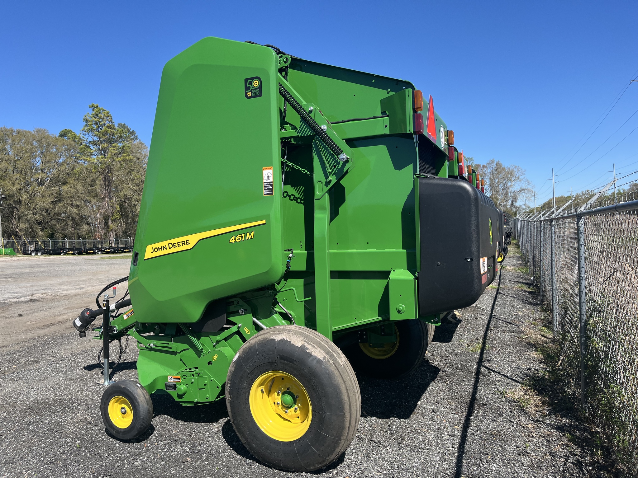 2025 John Deere 461M Round Baler Image 1
