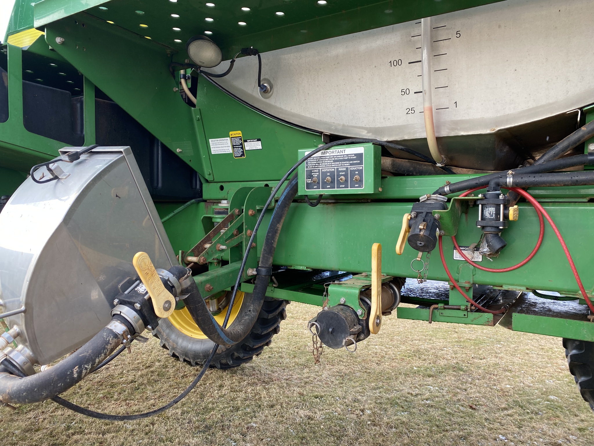 2010 John Deere 4930 Image 30