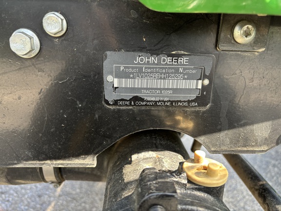 Used 2017 John Deere 1025R Compact Utility Tractors at Koenig Equipment in Germantown, OH - Photo13