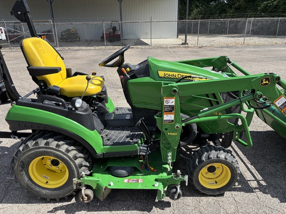 Used 2017 John Deere 1025R Compact Utility Tractors at Koenig Equipment in Germantown, OH - Photo15