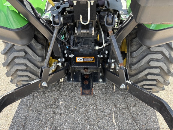 Used 2017 John Deere 1025R Compact Utility Tractors at Koenig Equipment in Germantown, OH - Photo20