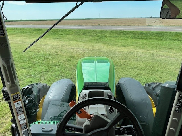 2023 John Deere 8R 340 Image 14