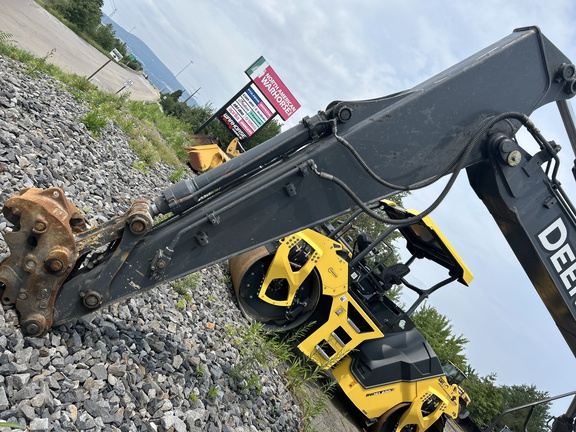 2020 John Deere 135G
