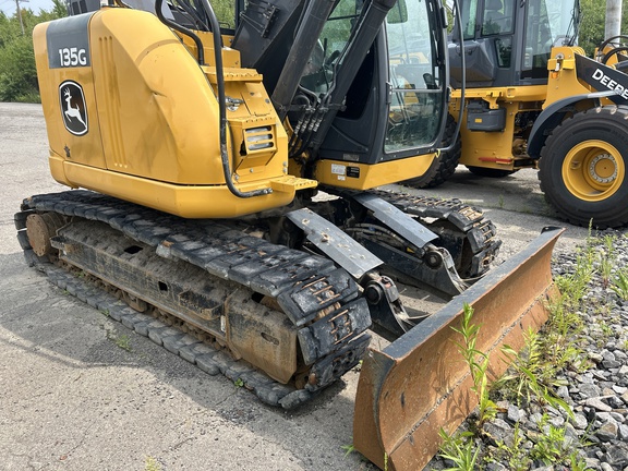 2020 John Deere 135G
