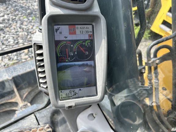 2020 John Deere 135G