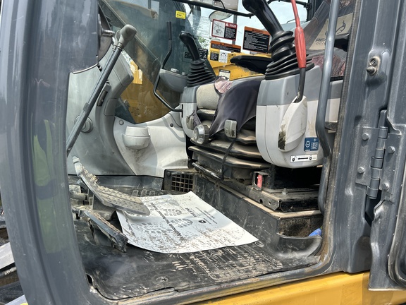 2020 John Deere 135G