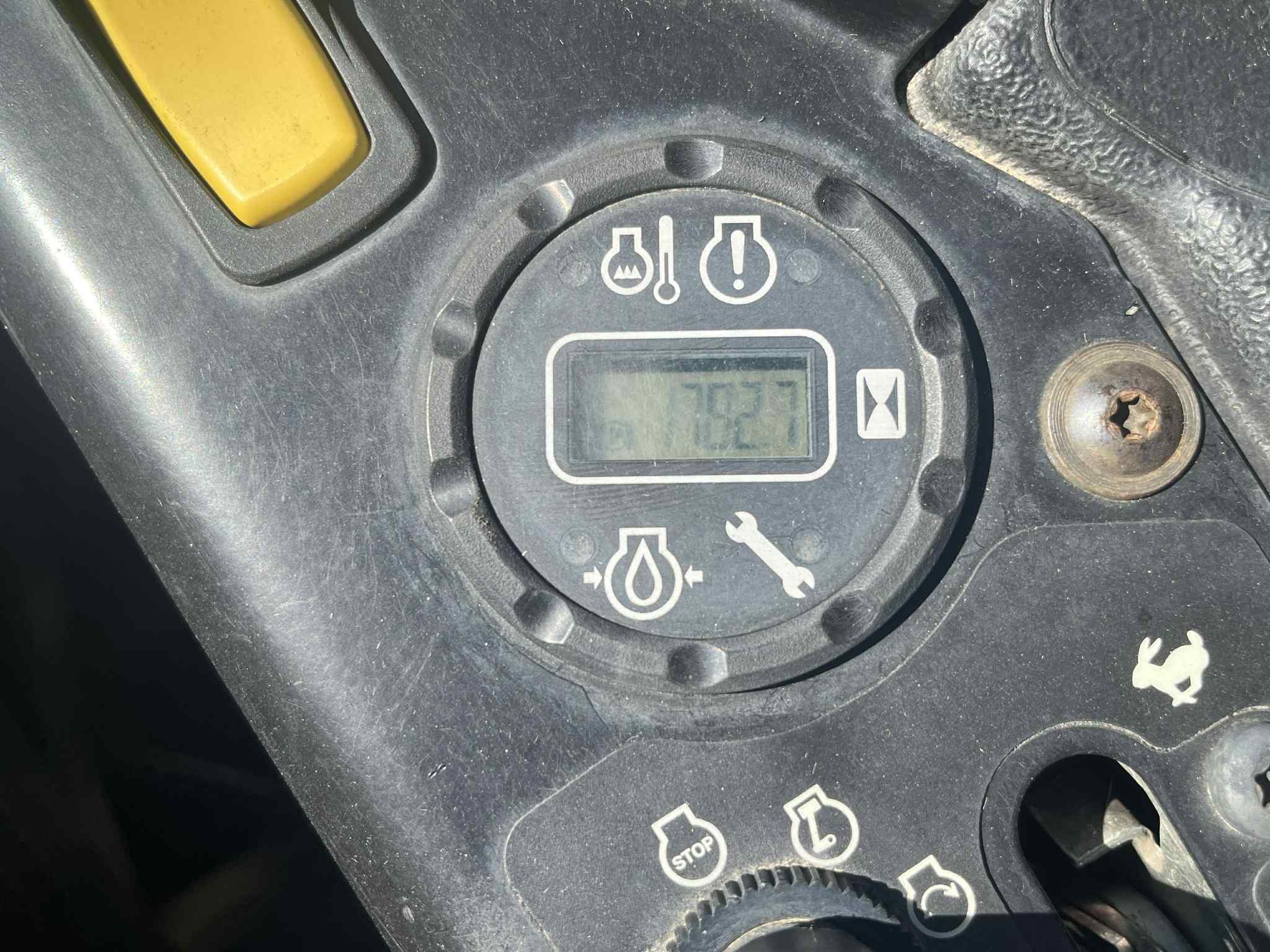 2021 John Deere Z950M Image 7