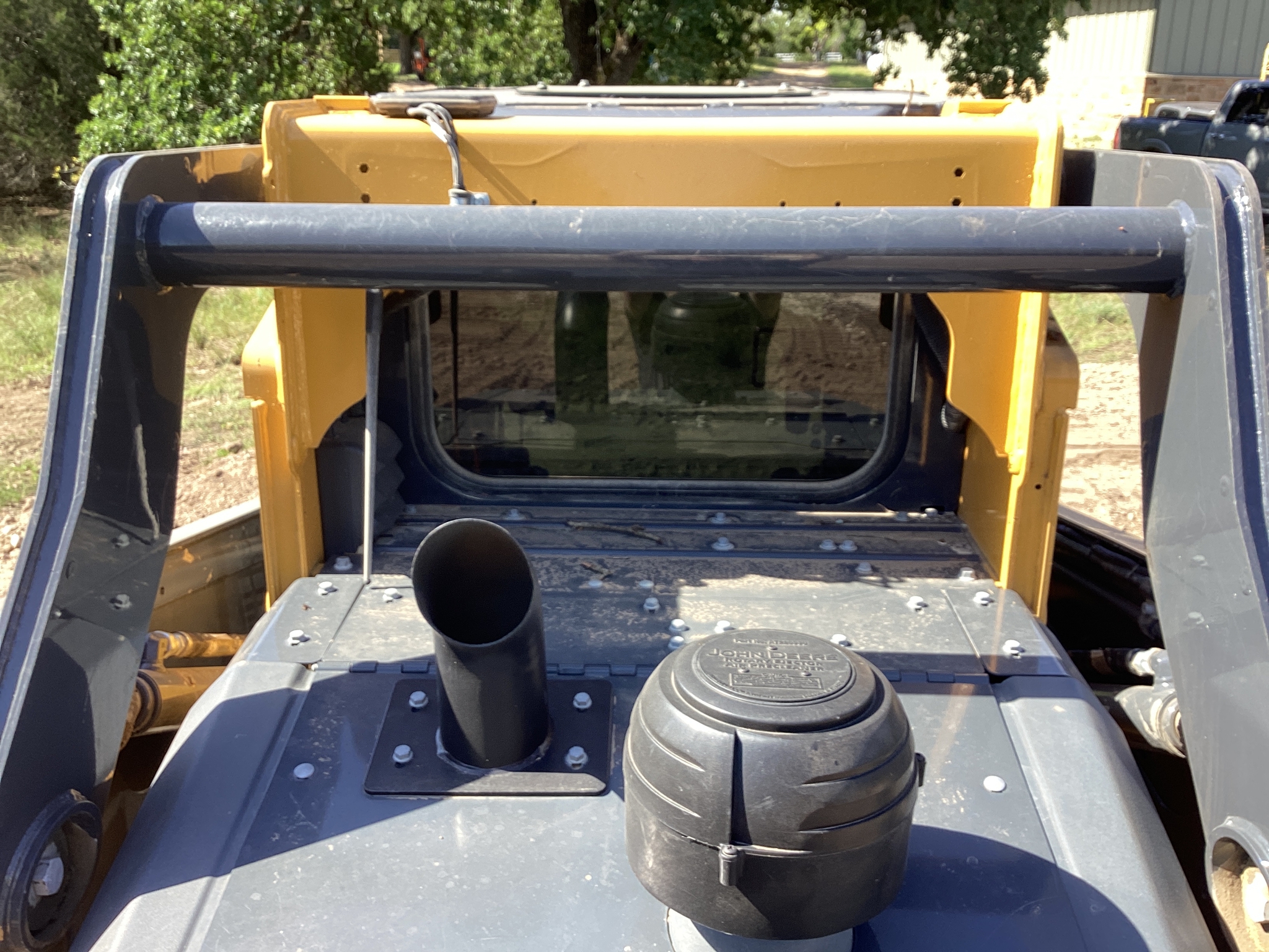 2023 John Deere 331G Image 17