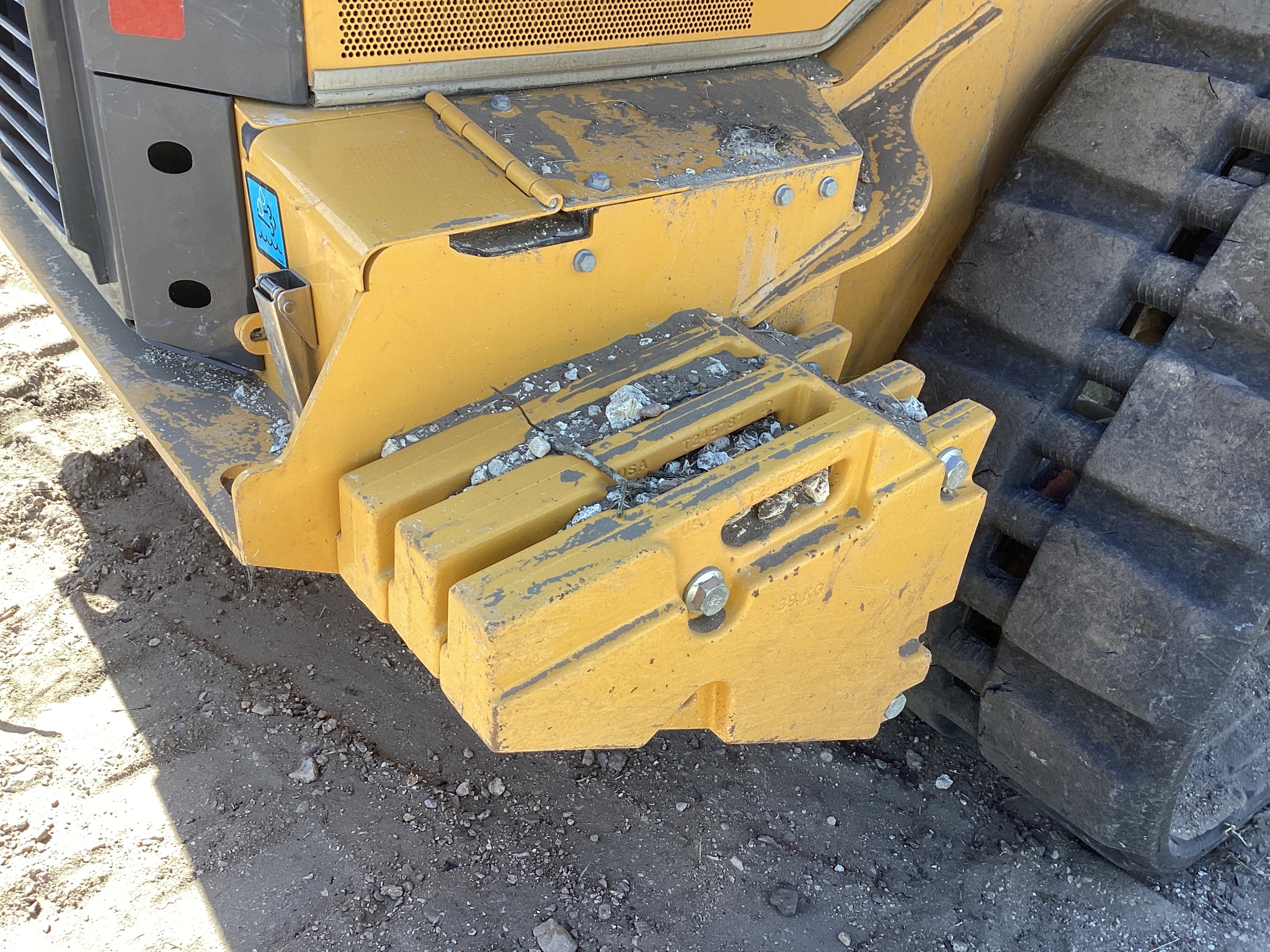 2023 John Deere 331G Image 20