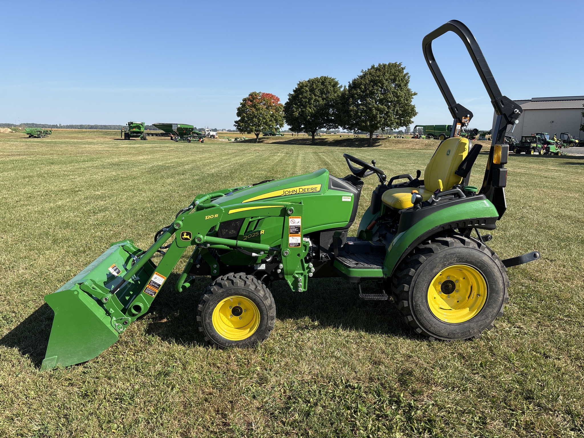 Used 2023 John Deere 2025R Compact Utility Tractors at Koenig Equipment in Urbana, OH - PhotoXL0