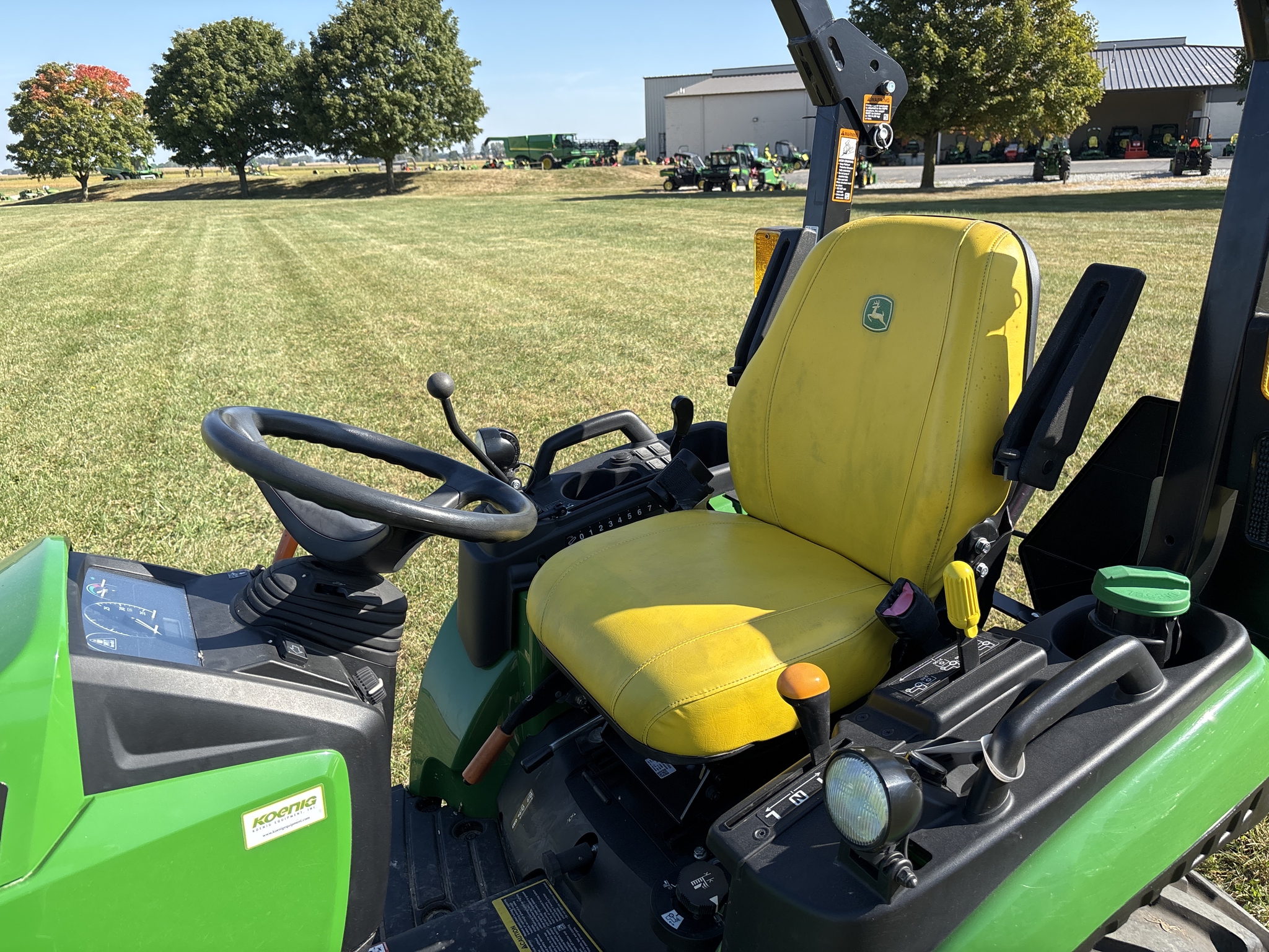Used 2023 John Deere 2025R Compact Utility Tractors at Koenig Equipment in Urbana, OH - PhotoXL12