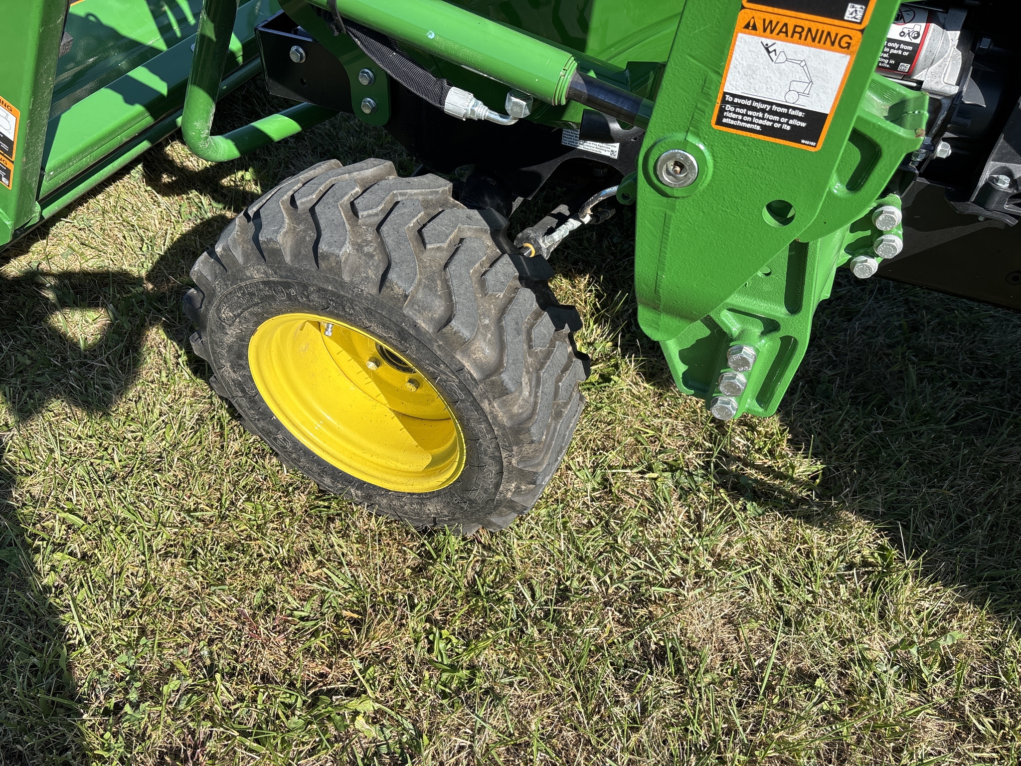 Used 2023 John Deere 2025R Compact Utility Tractors at Koenig Equipment in Urbana, OH - PhotoXL8