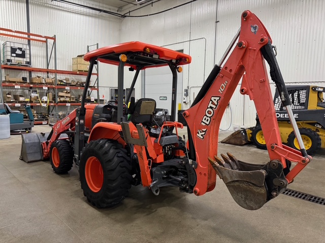2016 Kubota L47 Image 3