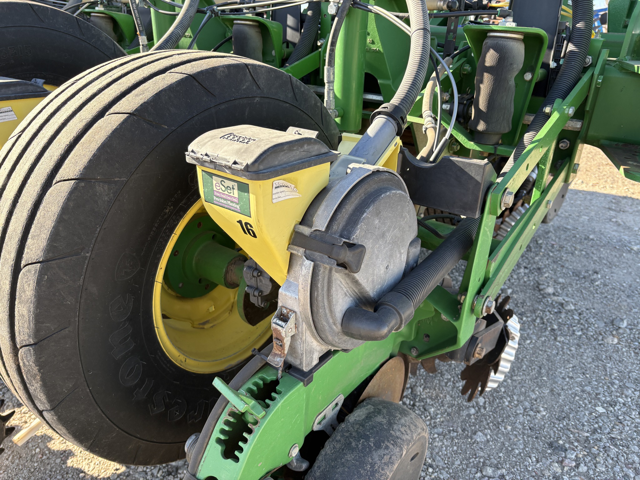 2012 John Deere 1770NT CCS Image 11