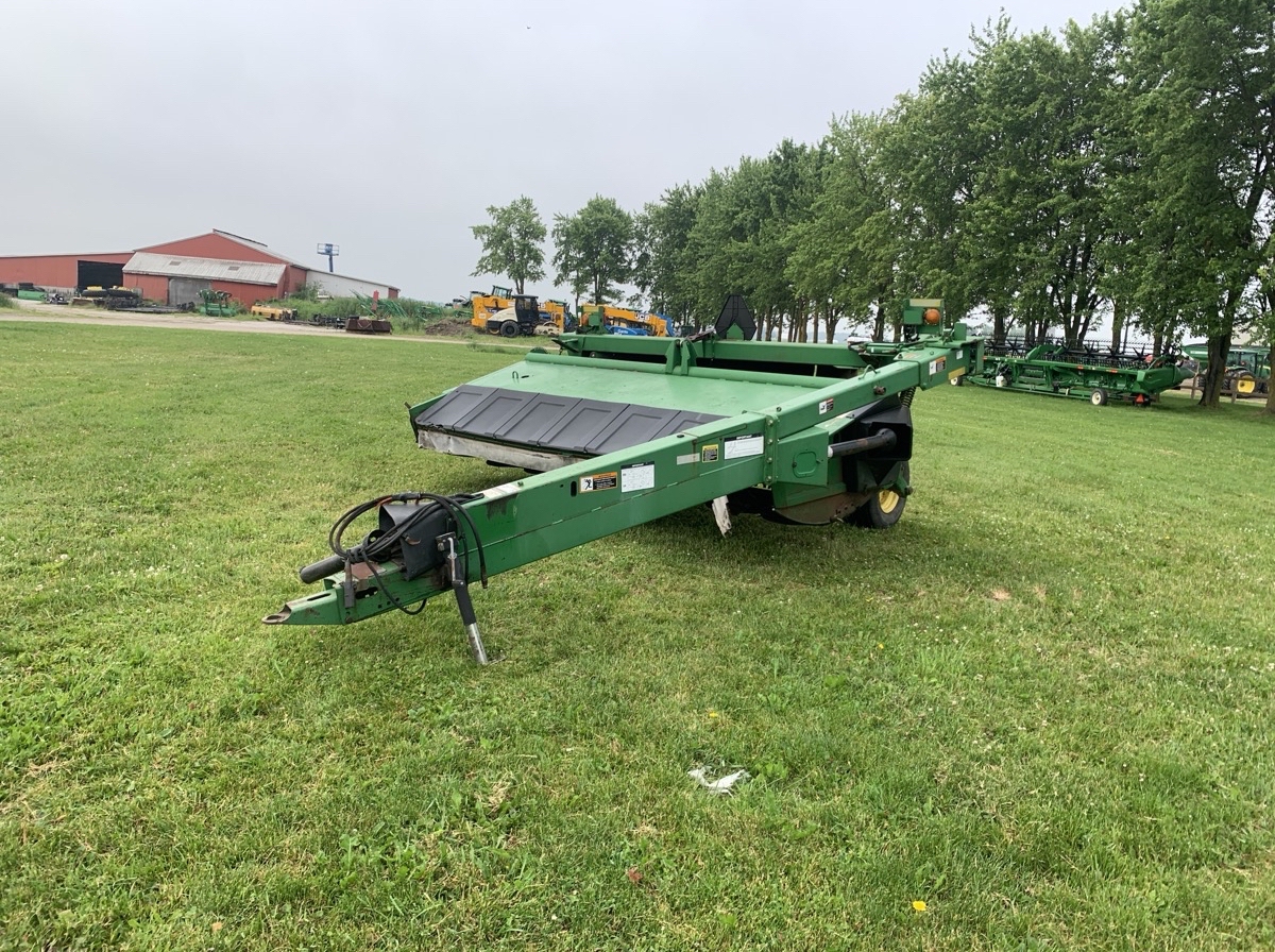 1999 John Deere 935 Image 1