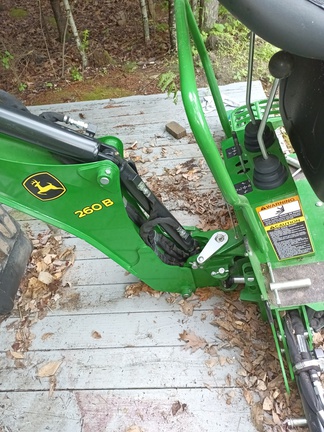 Photo of 2022 John Deere 260B