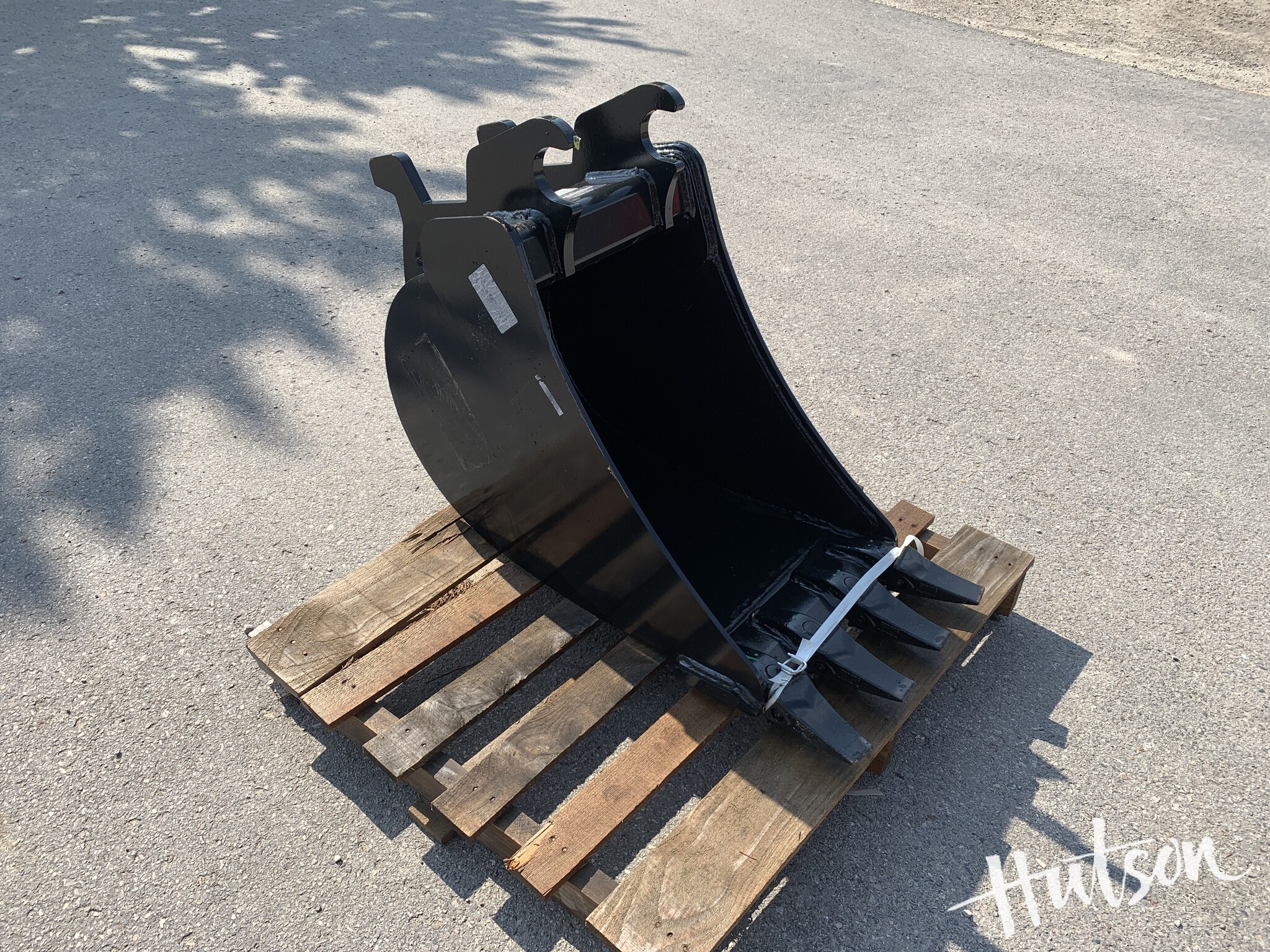 2024 John Deere BYT10989