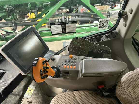 Photo of 2015 John Deere R4030