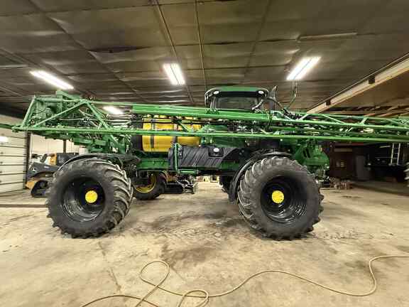 Photo of 2015 John Deere R4030