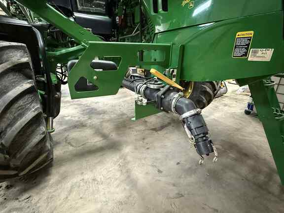 Photo of 2015 John Deere R4030