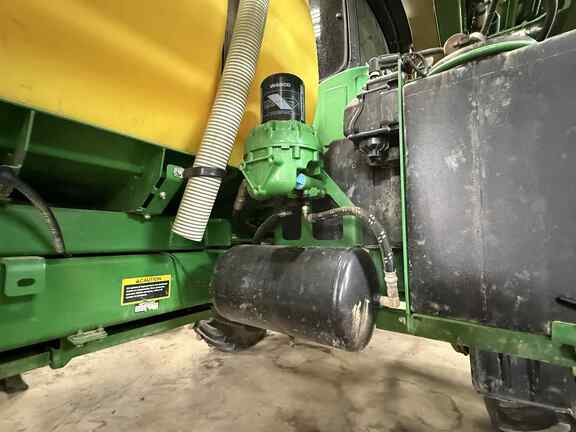 Photo of 2015 John Deere R4030