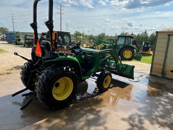 2020 John Deere 3025E Photo 3