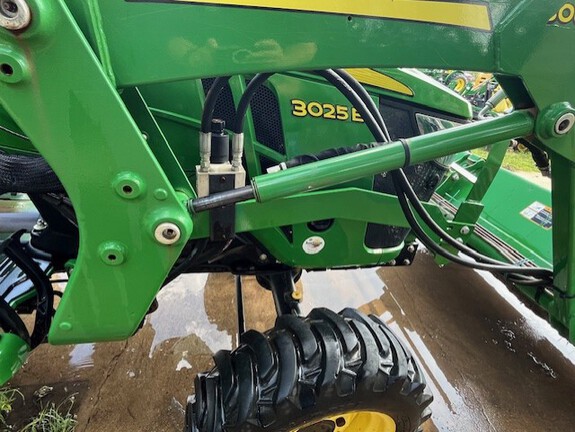 2020 John Deere 3025E Photo 5