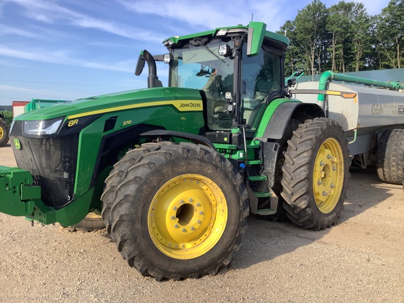 Photo of 2024 John Deere 8R 370