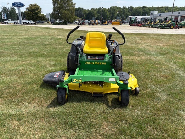 2009 John Deere Z425 Image 1