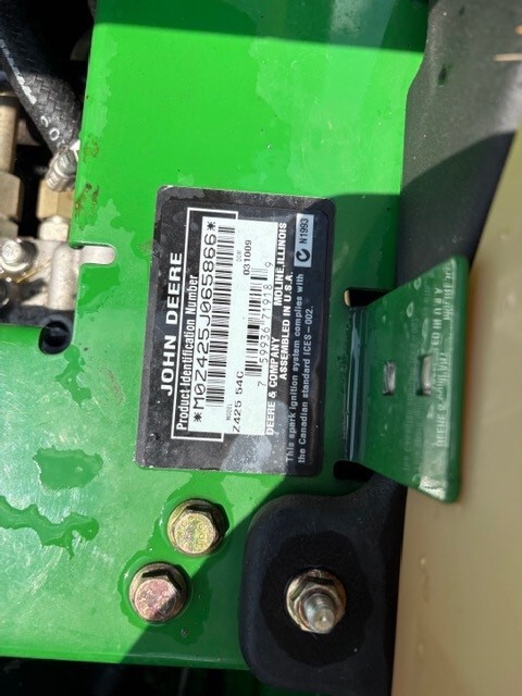 2009 John Deere Z425 Image 4