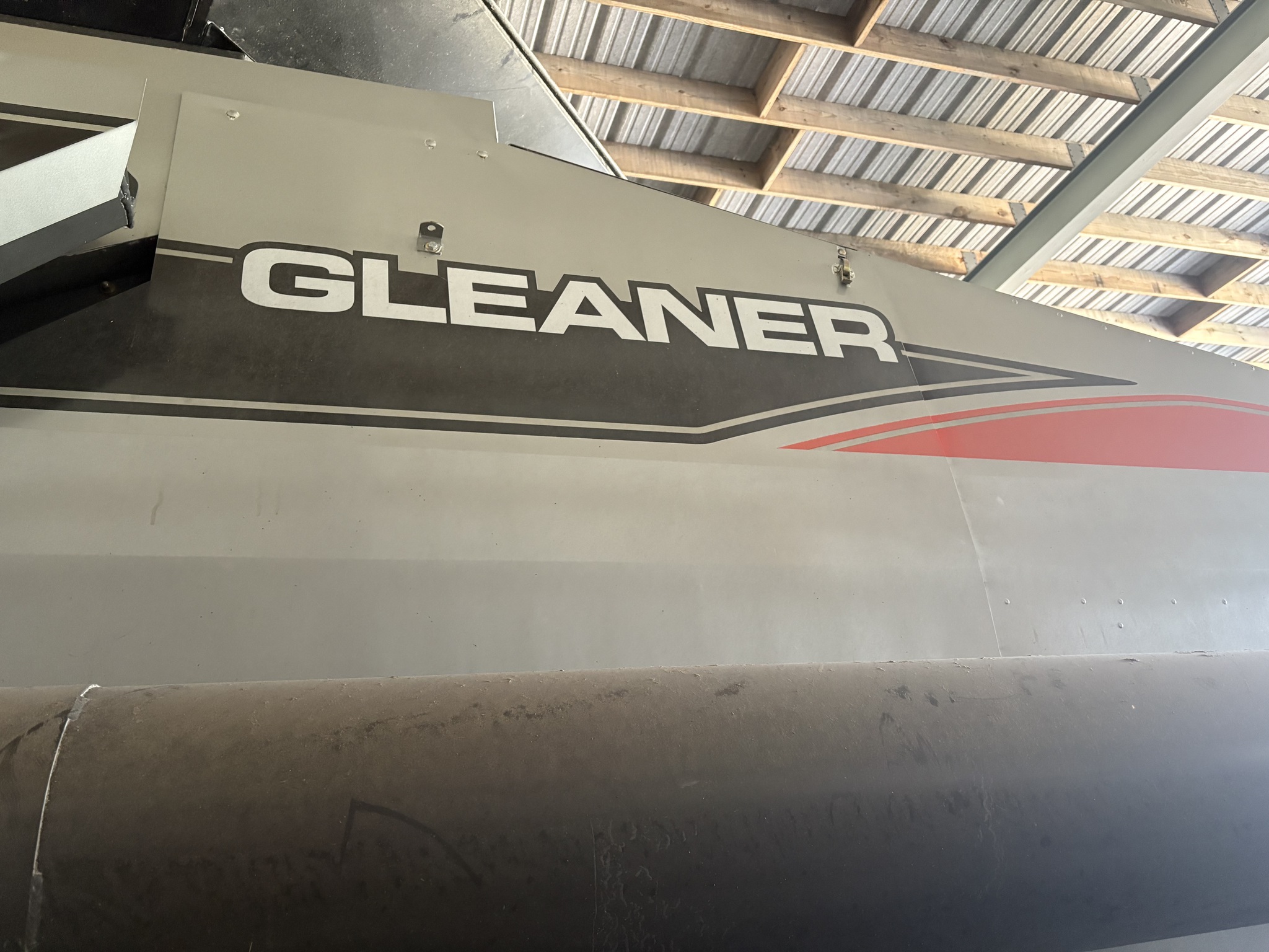 2010 Gleaner R76 Image 8