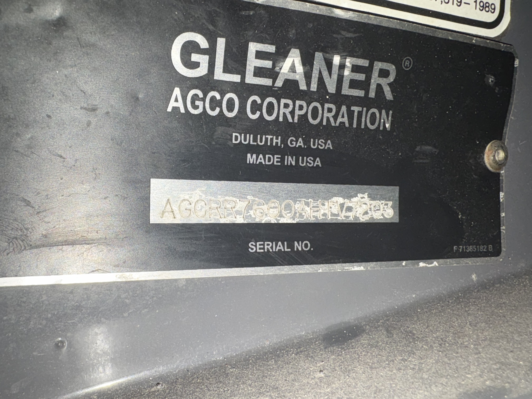 2010 Gleaner R76 Image 40