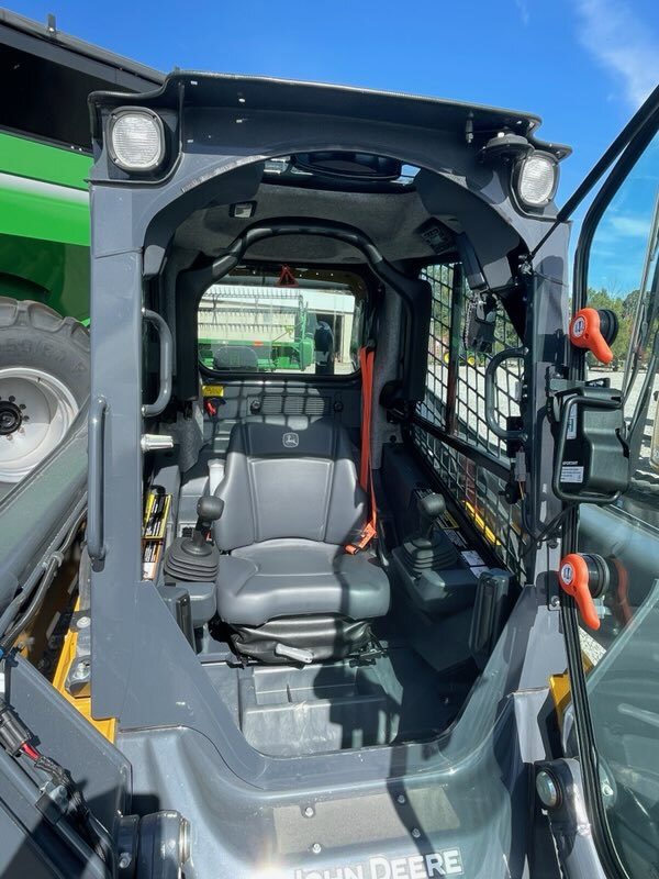 2024 John Deere 324G Image 5