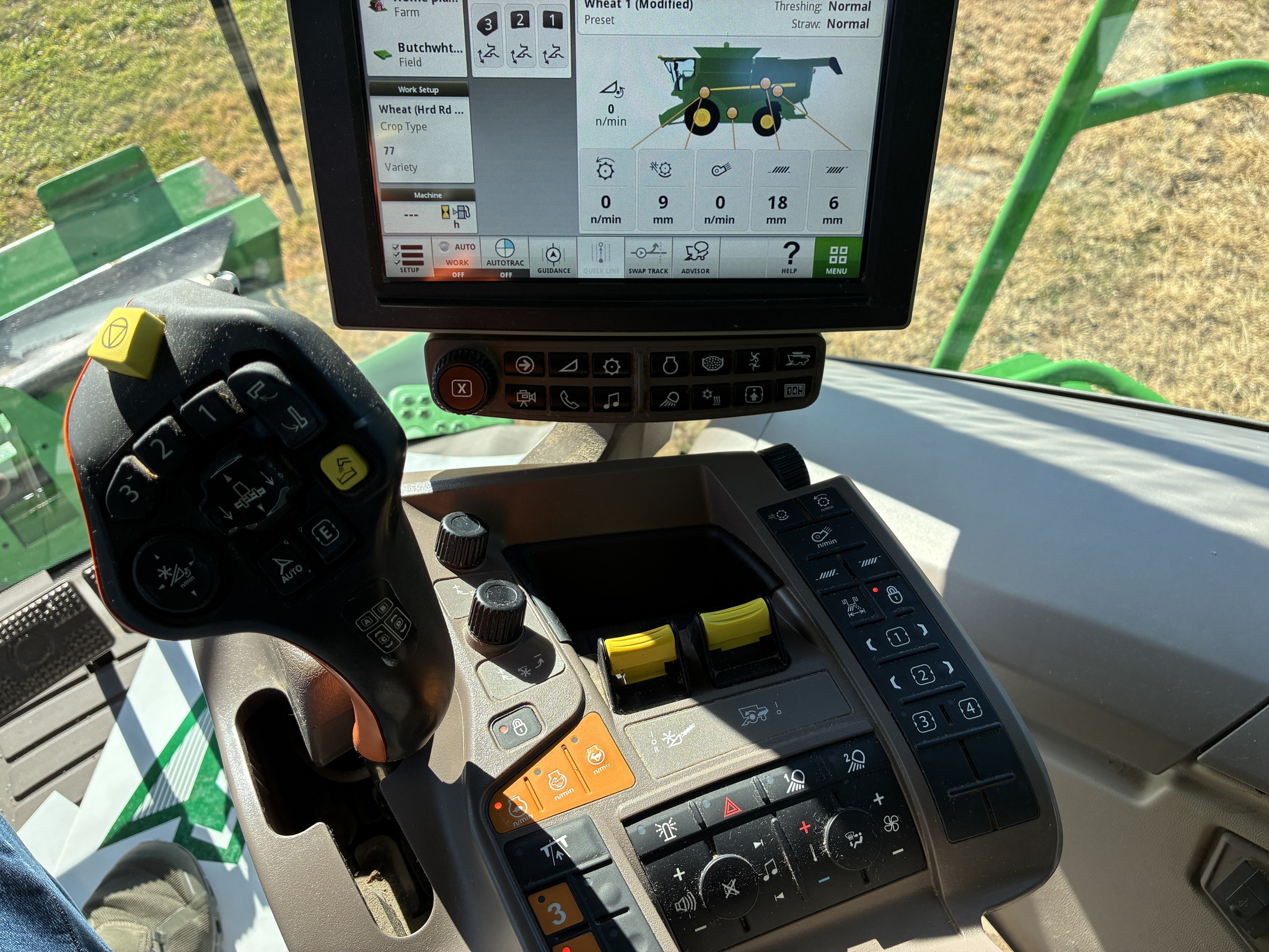 2020 John Deere S770 Image 10