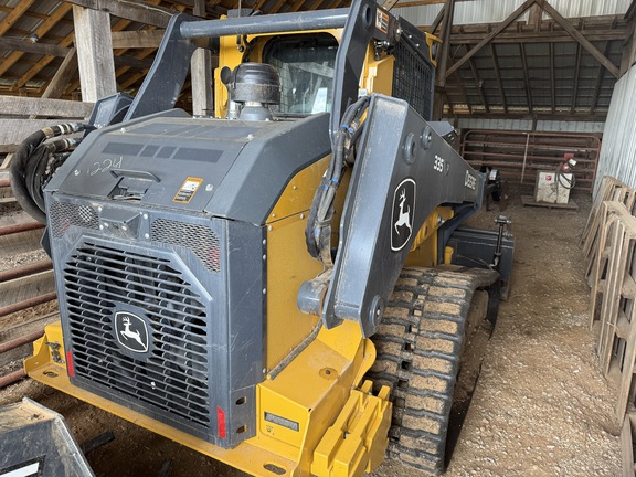 Photo of 2024 John Deere 335 P