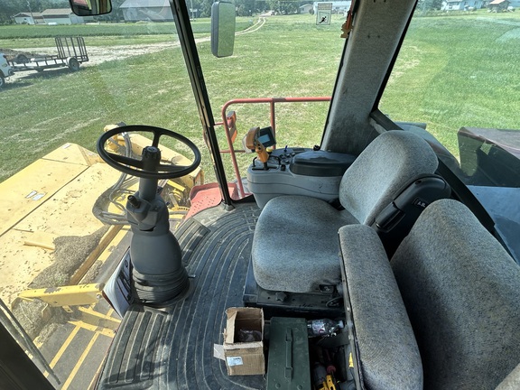 2009 New Holland H8060 (13th thumbnail)