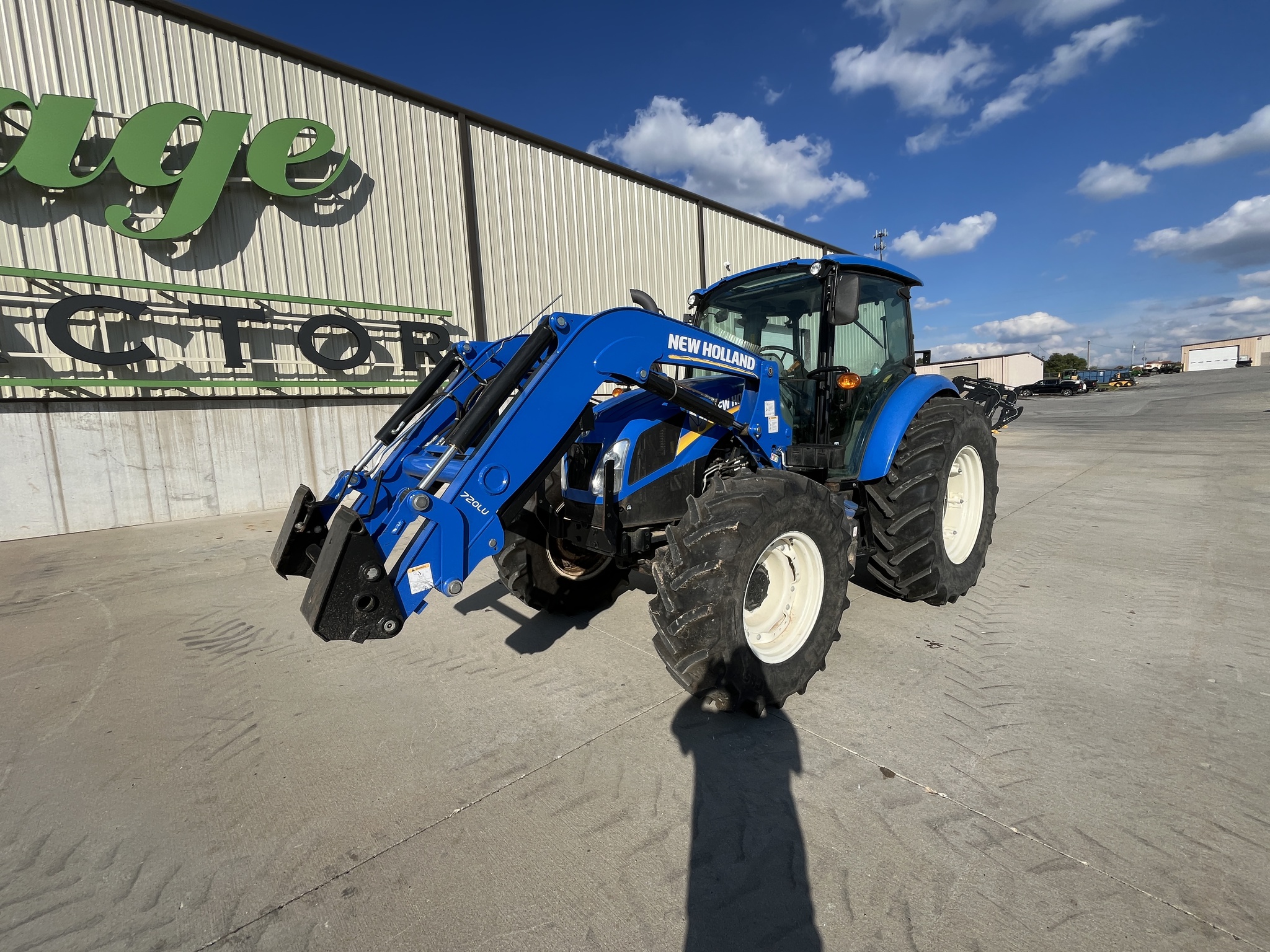  2020 New Holland T5.110 at Heritage Tractor in Rogersville, MO
