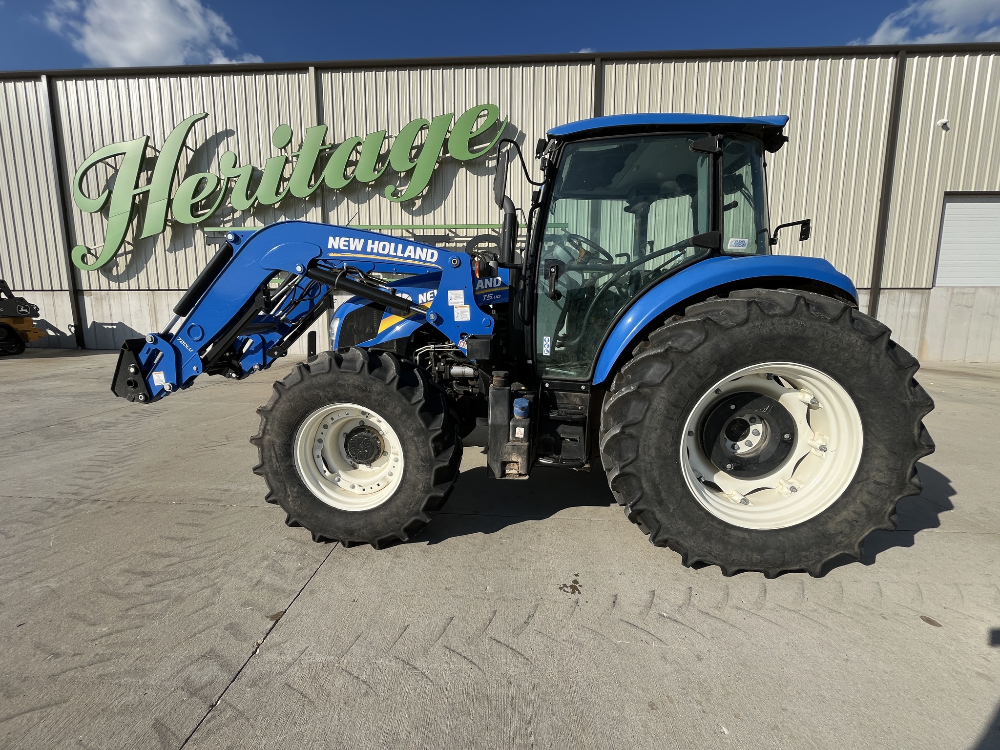  2020 New Holland T5.110 at Heritage Tractor in Rogersville, MO